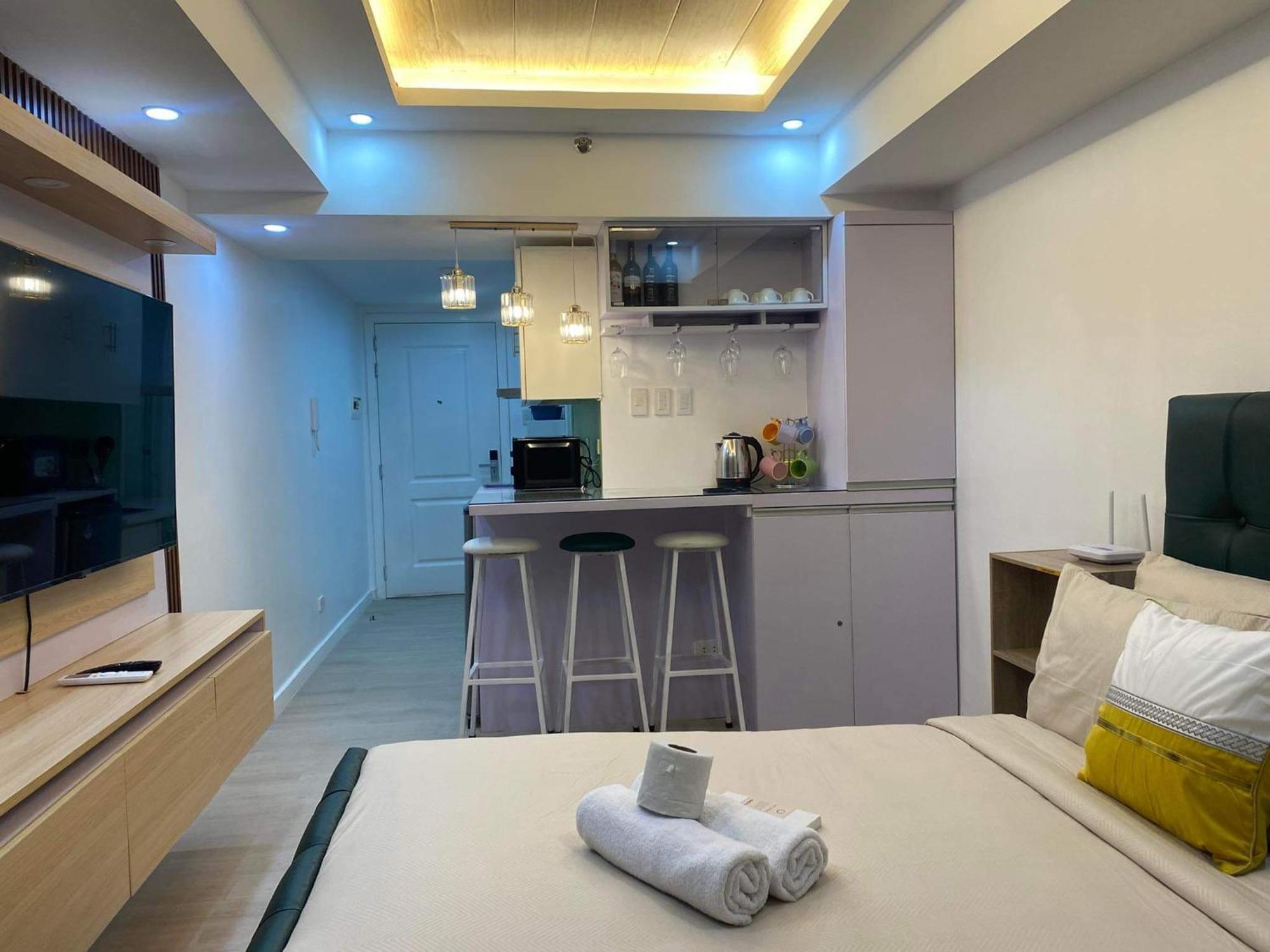 Udra Staycation Azure North Pampanga Lagundi Экстерьер фото